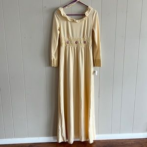 TRUE 70s VINTAGE Maxi Dress!  Tags still on Dress!